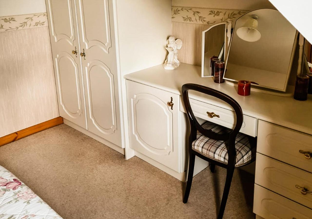 Moat Holiday Rental Lisnaskea Екстериор снимка