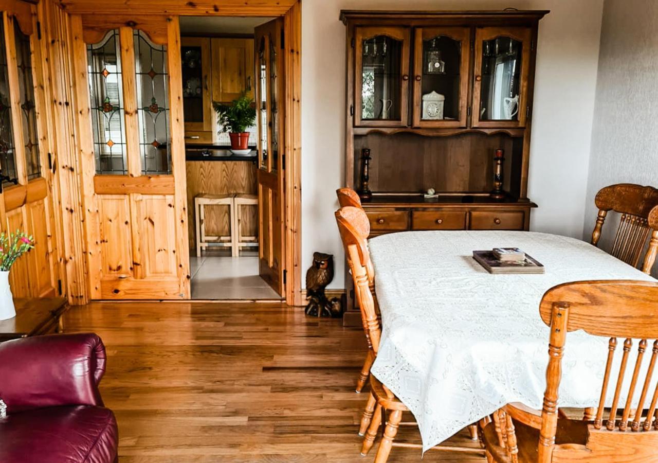 Moat Holiday Rental Lisnaskea Екстериор снимка