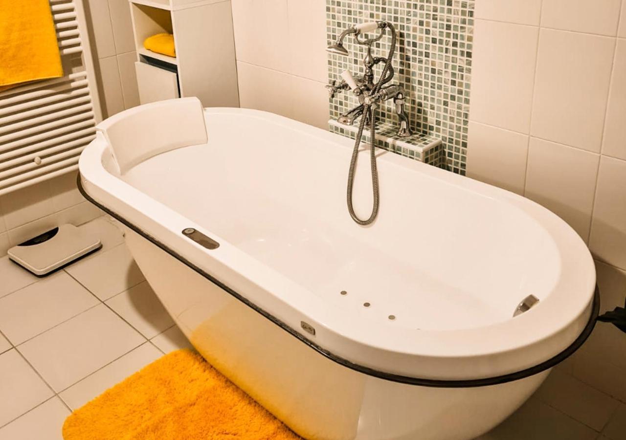 Moat Holiday Rental Lisnaskea Екстериор снимка